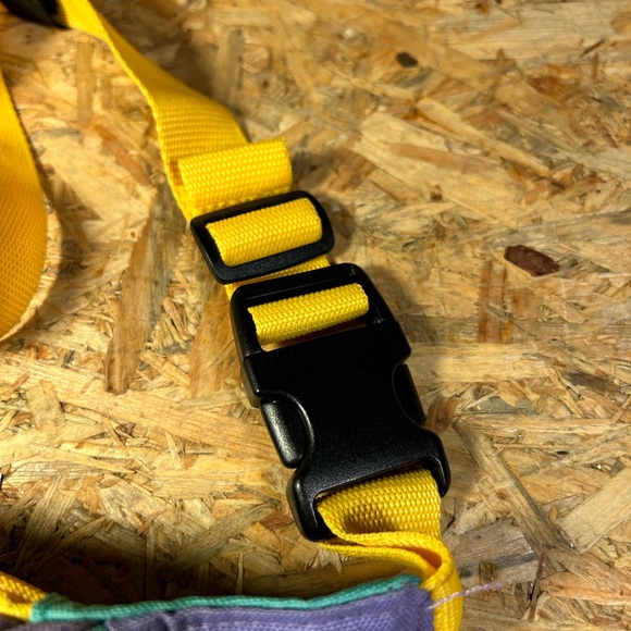 Vans x Simpsons Fanny Pack Lisa For President Collab - Picture 5 of 8